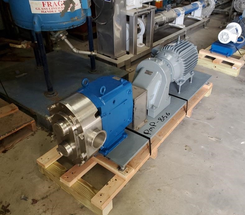 ***SOLD*** used Waukesha Cherry Burrell Model 220 Rotary Lobe Positive Displacement Pump. 230/460 volt , 1765 rpm motor int 3.4:1 gear reducer. Last used in sanitary food plant. 